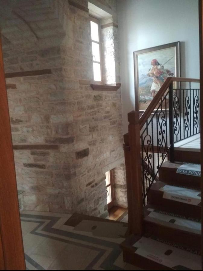 Argjiro Traditional Gjirokastër Extérieur photo