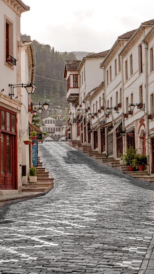 Argjiro Traditional Gjirokastër Extérieur photo